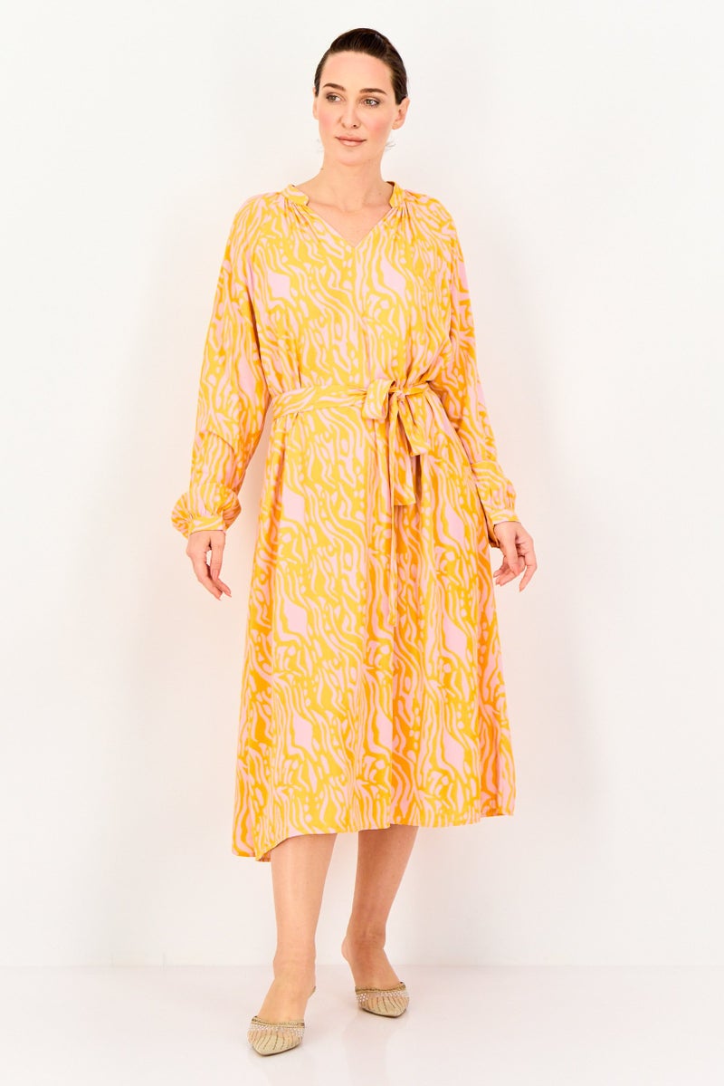 Fire & Glory فستان ميدي مزخرف بالكامل بحزام للنساء، متعدد الألوان - Image 1